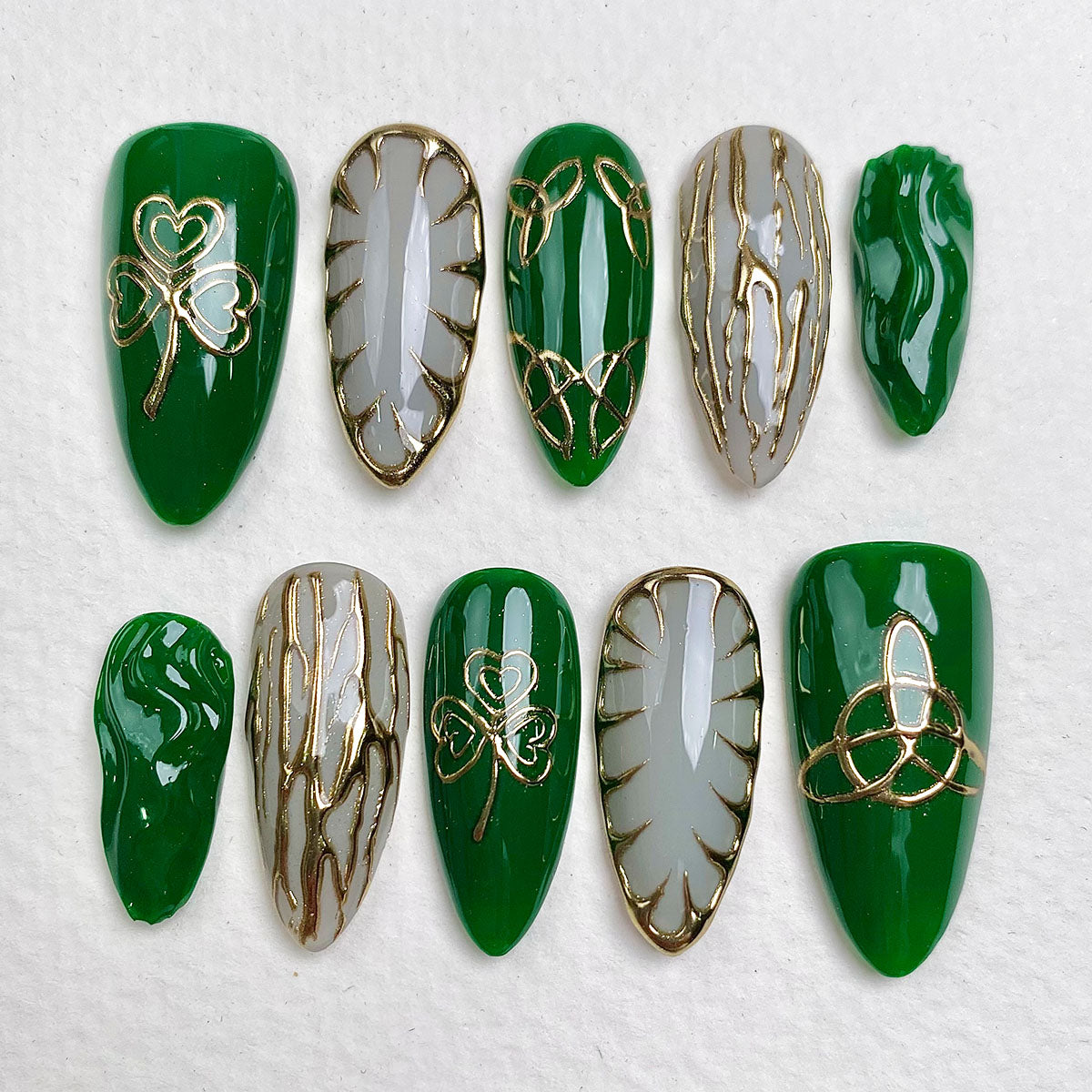 Emerald Trinity St. Patrick’s Day Press-On Nails – Green & Gold Irish Fake Nails