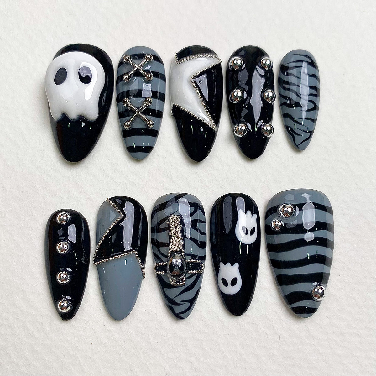 Gothic Skull & Stripes Press-On Nails, Dark Halloween Fake Nails