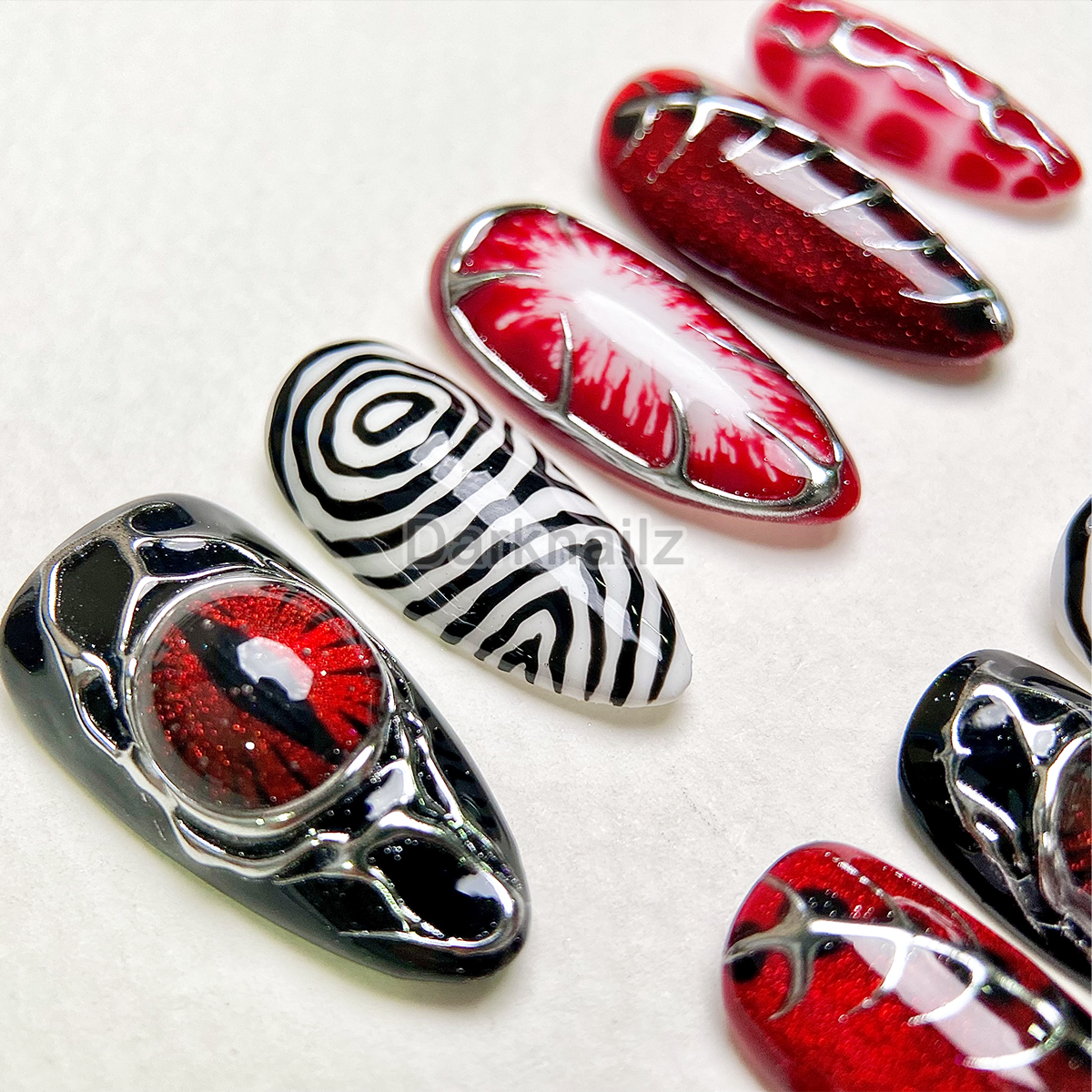 Infernal Eye Gothic Press-On Nails – Red & Black Cat Eye Fake Nails