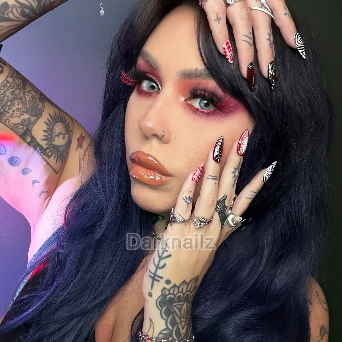 Infernal Eye Gothic Press-On Nails – Red & Black Cat Eye Fake Nails