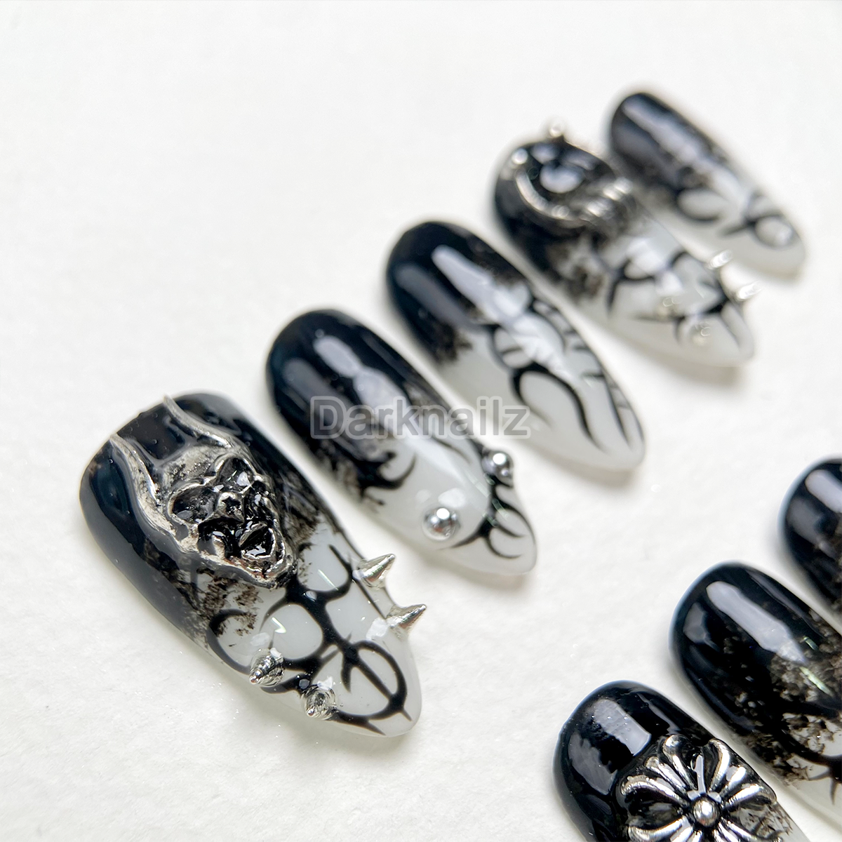 Hellfang Silver Gothic Press-On Nails – Black White Cybersigilism Fake Nails