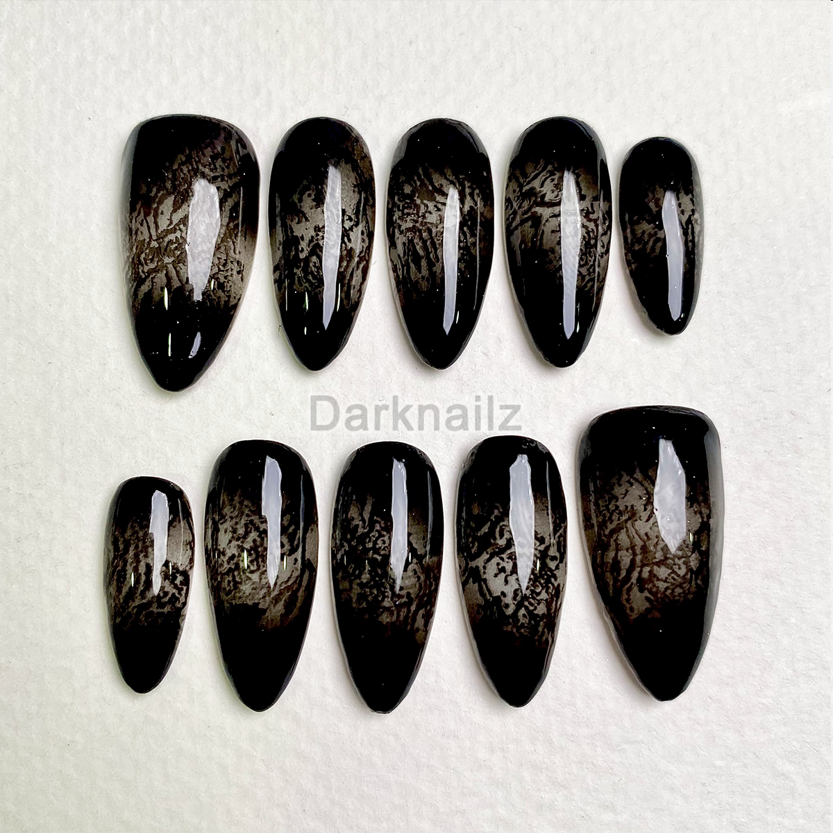 Obsidian Shadow Fade Press-On Nails – Black Gothic Gradient Fake Nails