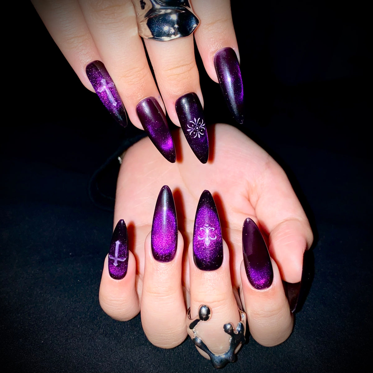 Purple Cat Eye Press-On Nails – Silver Tribal Gothic Fake Nails
