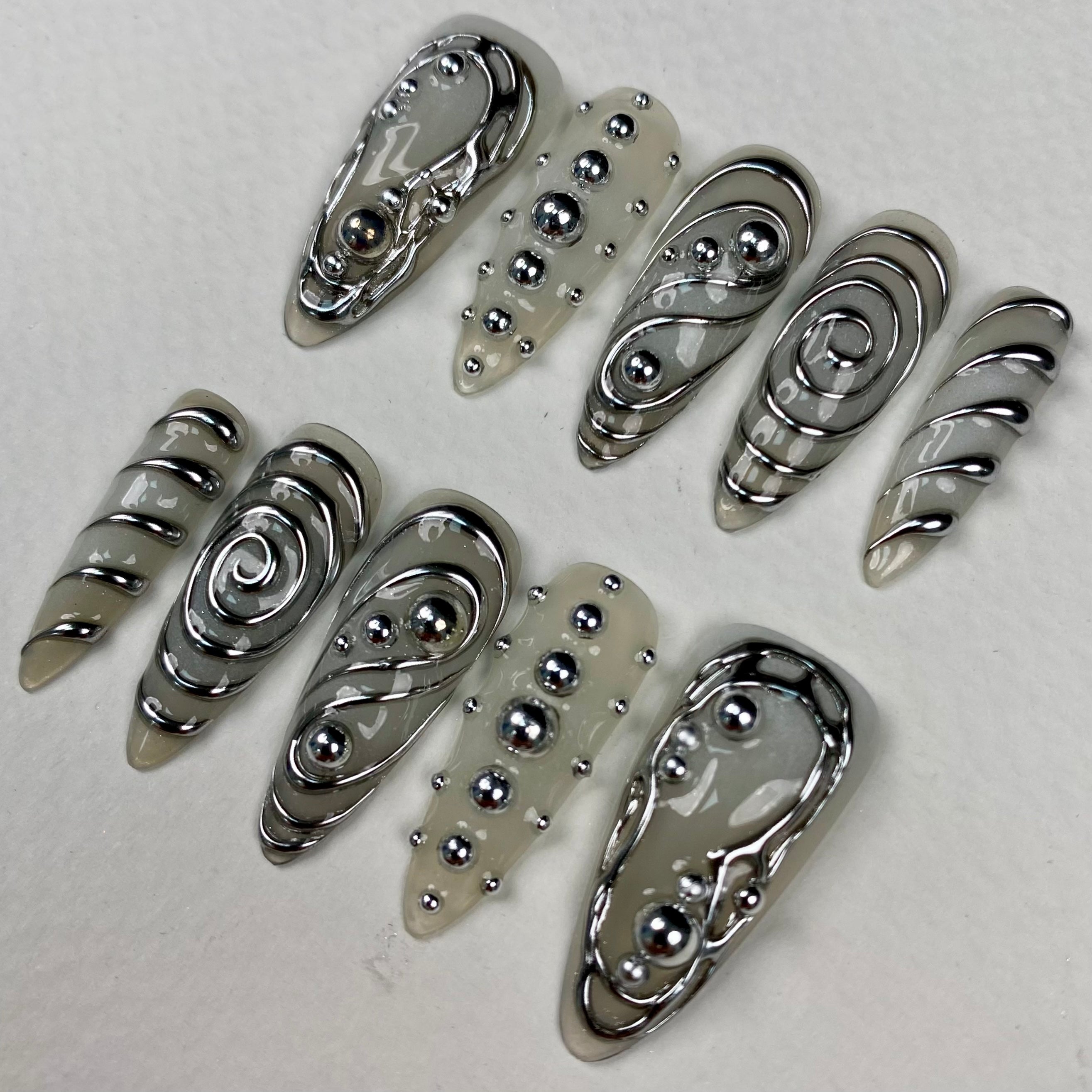 Silver Chrome Y2K Press-On Nails – 3D Metallic Spiral Futuristic Fake Nails