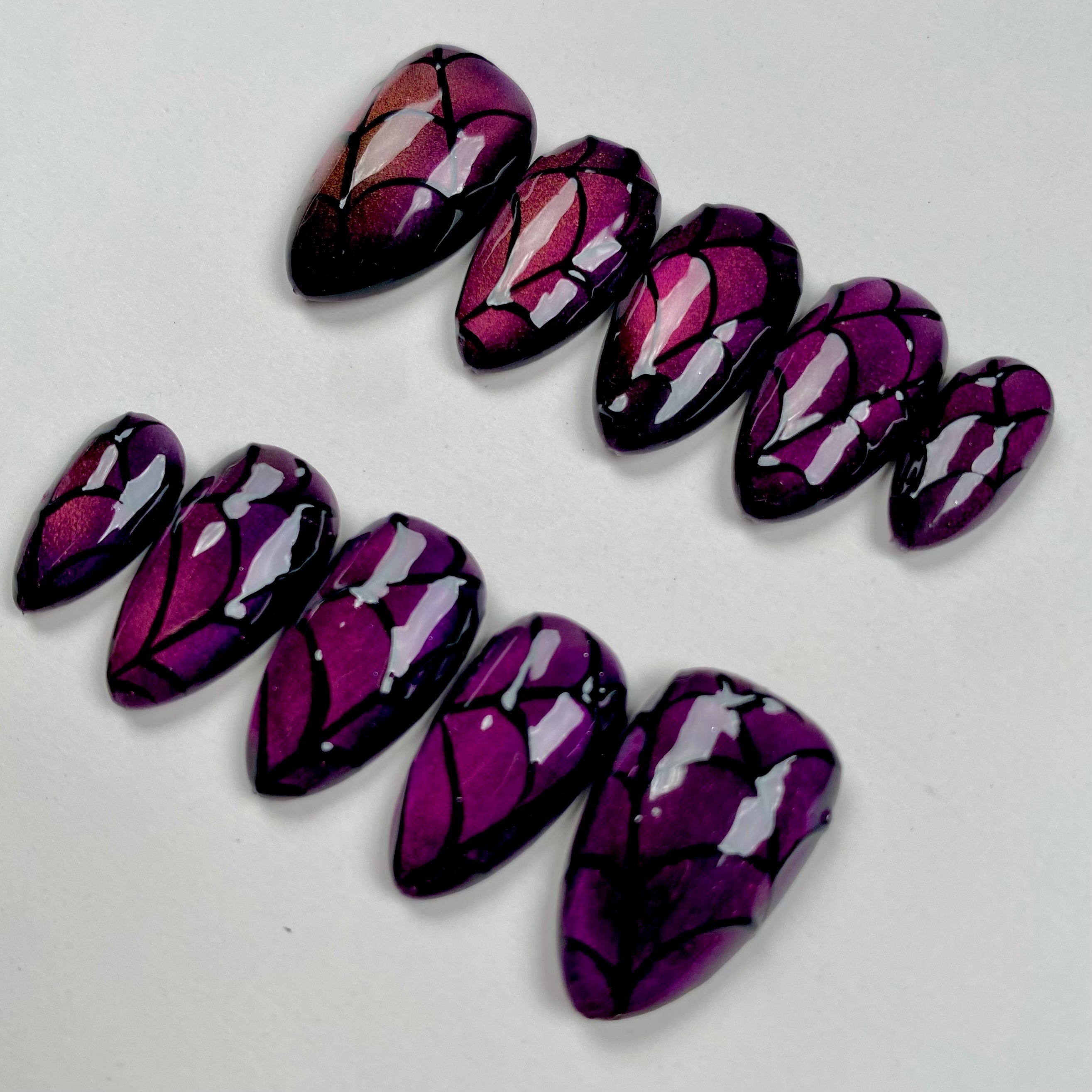 Purple Spider Web Press-On Nails – Gothic Cat Eye Halloween Fake Nails