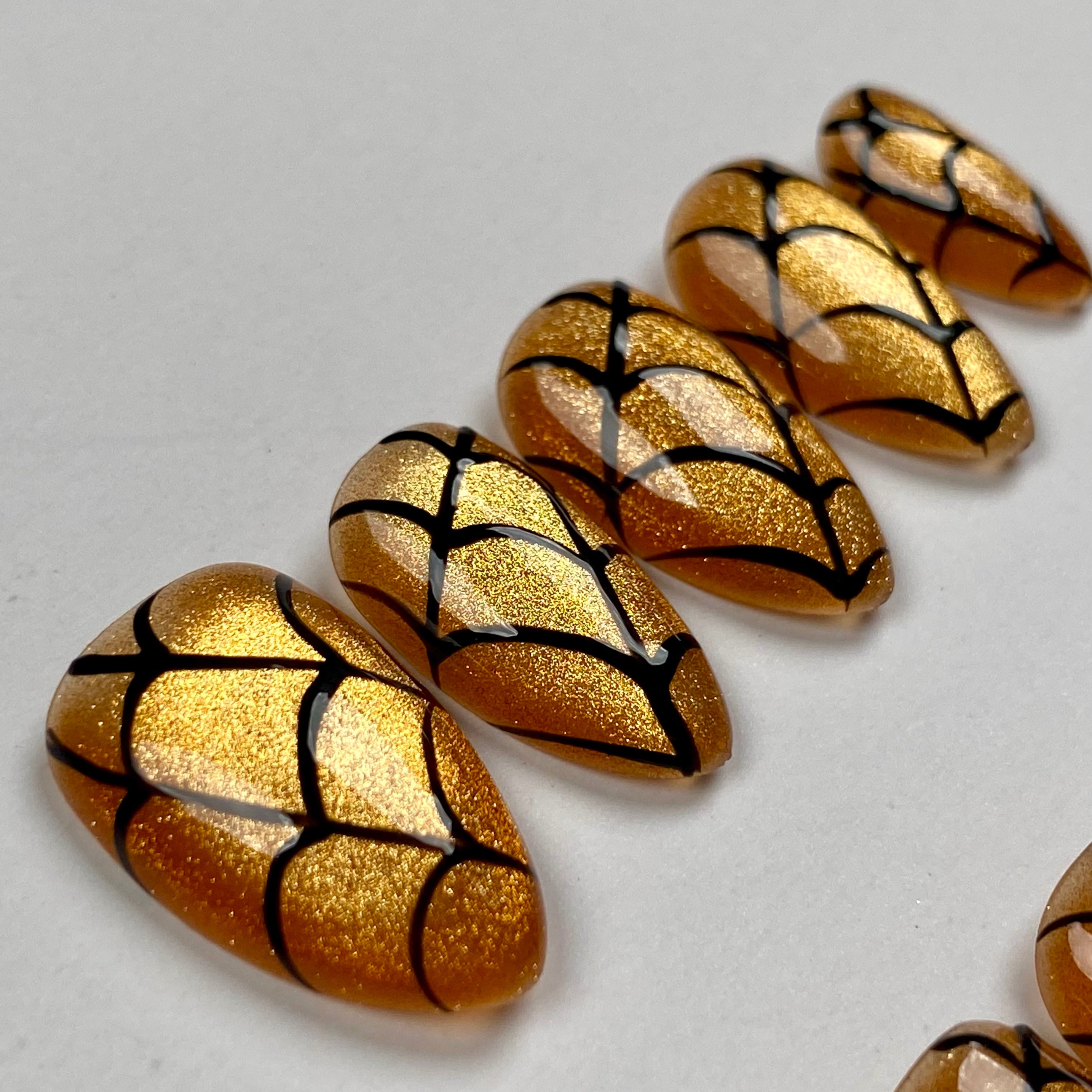 Orange Spider Web Halloween Press-On Nails – Cat Eye Gothic Fake Nails