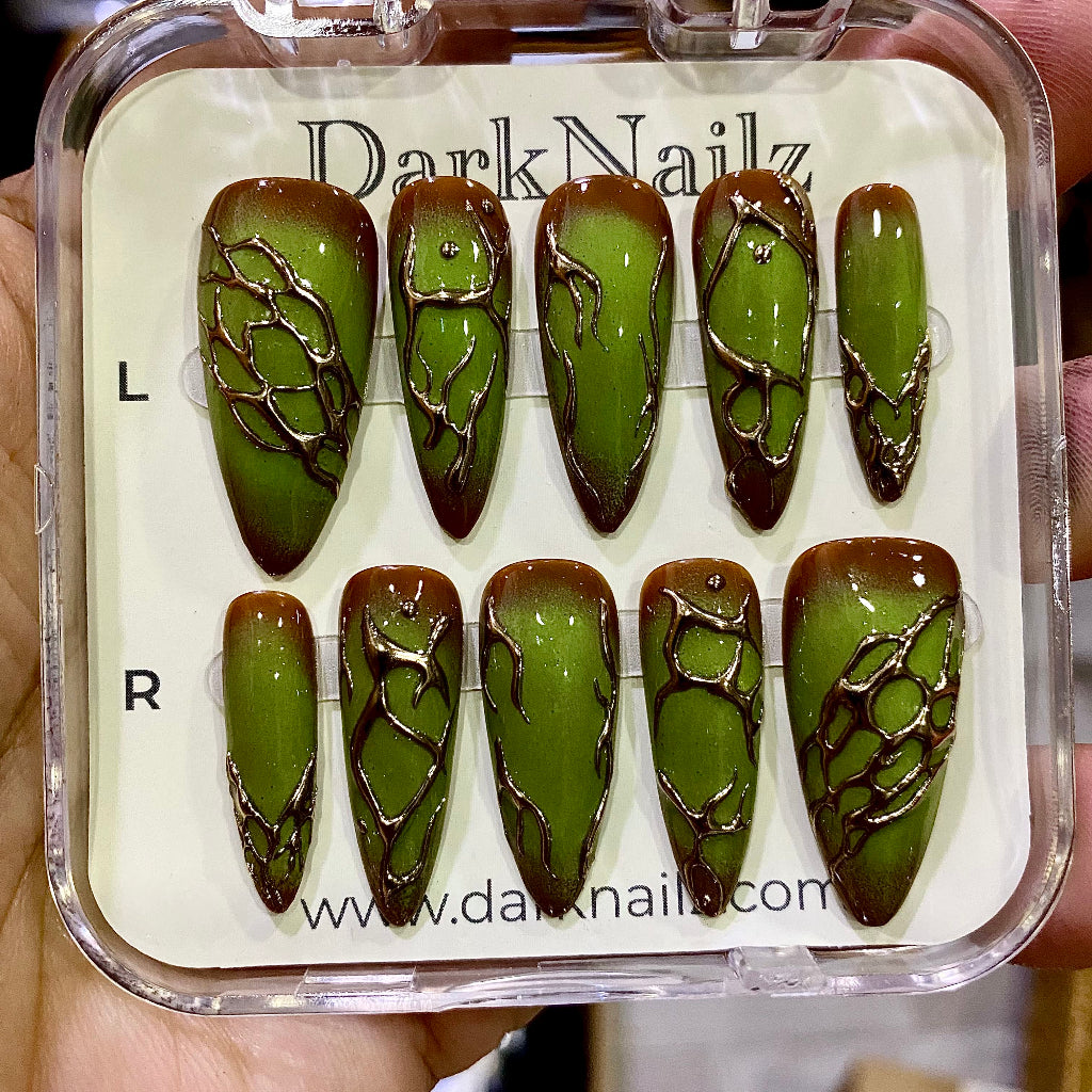 Venom Moss – Olive Green Press-On Nails, Dark Fake Nails with Gold Vein Texture