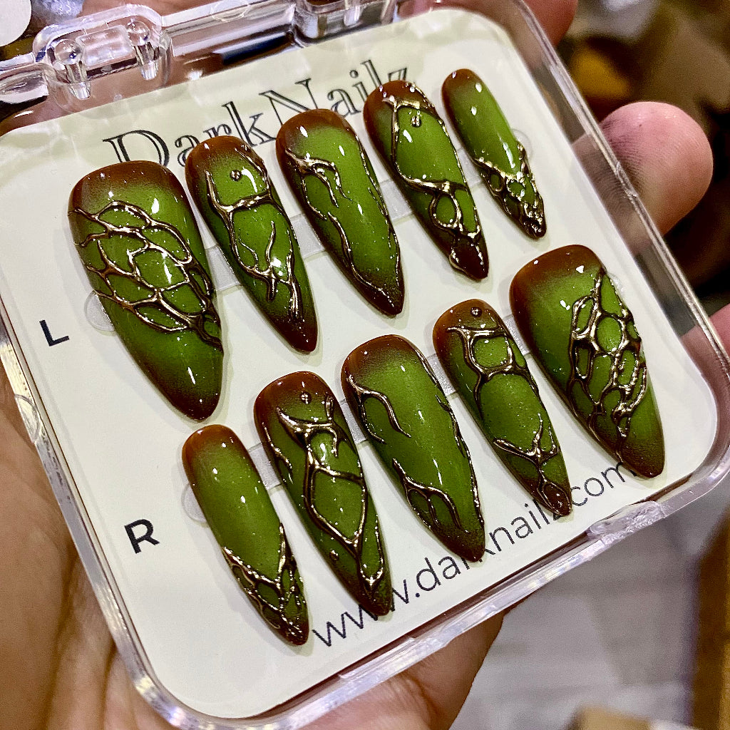 Venom Moss – Olive Green Press-On Nails, Dark Fake Nails with Gold Vein Texture