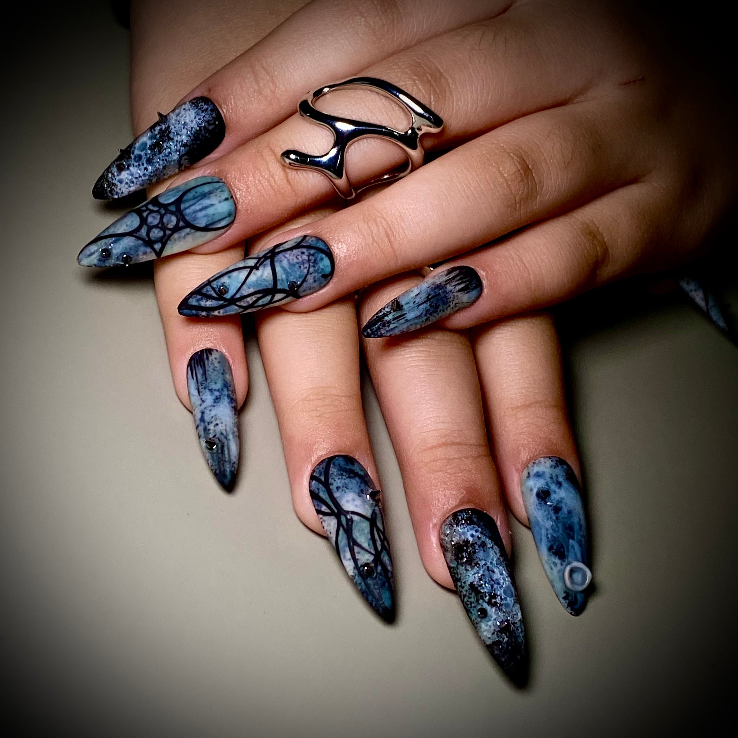 Frozen Abyss Press-On Nails – Icy Gothic Fake Nails