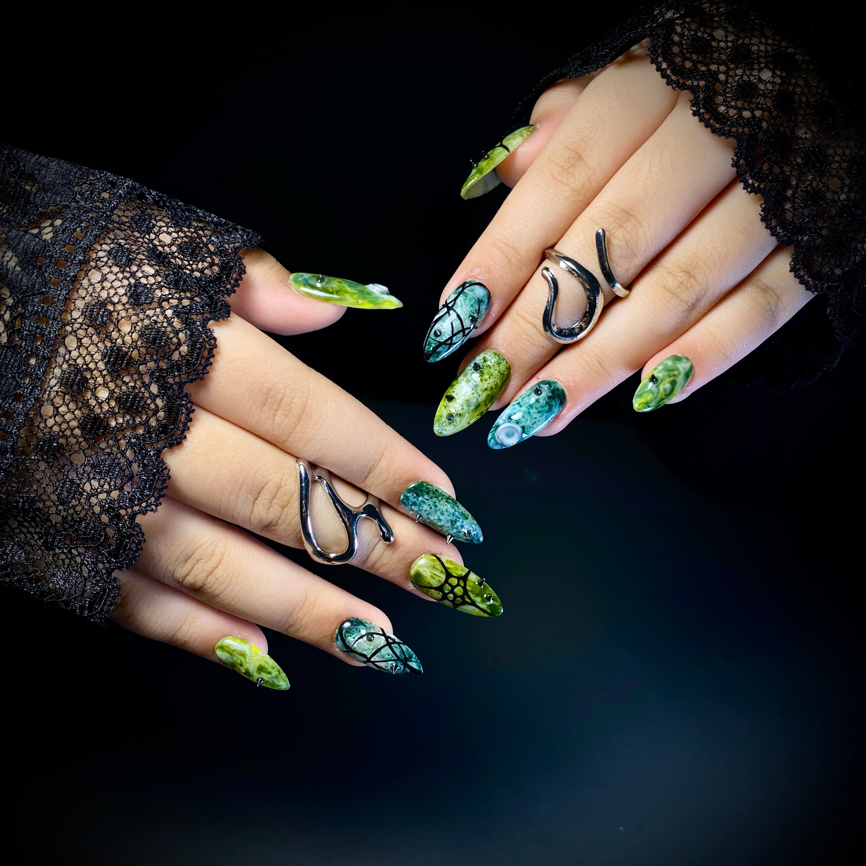 Verdant Rift Press-On Nails – Moss Green Gothic Fake Nails