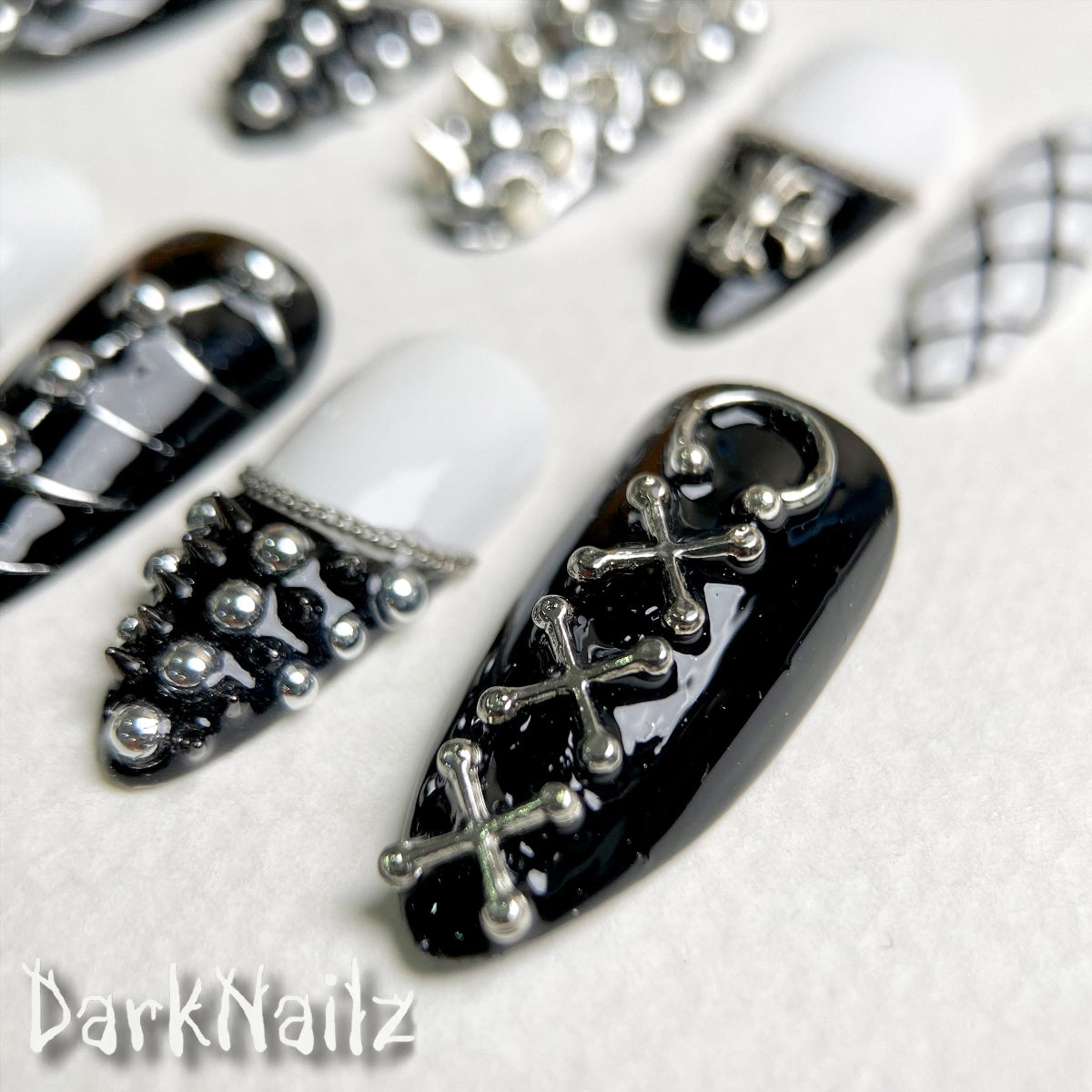 Black White Gothic Press-On Nails, Heavy Metal Punk Rock Fake Nails with Chrome Studs