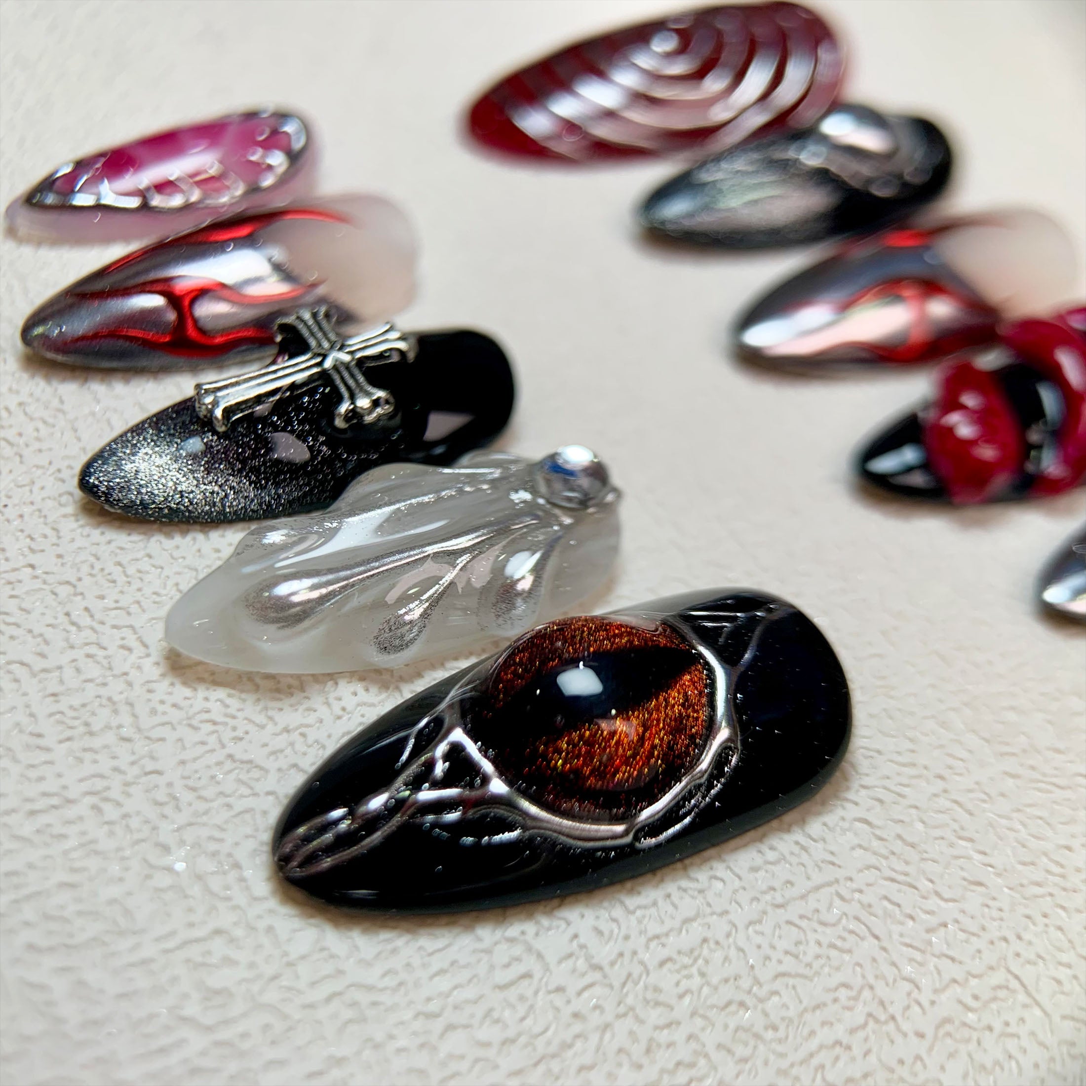 Red Eye Snake Press On Nails, Gothic Punk Rock Cross Nails, Goth Y2K Dark Black Fake Nails