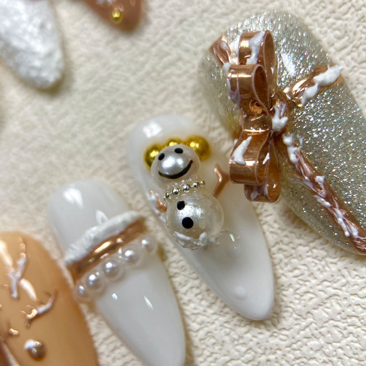 Cute Reindeer Christmas Acrylic Press On Nails White Ribbon Xmas Y2K Fake Fall Nails Holiday Party Winter Maniccure