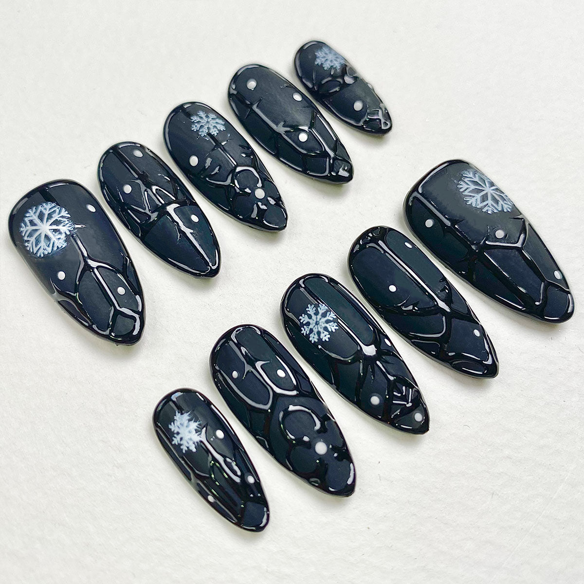 Noir Frost Press-On Nails – Black Snowflake Chrome Winter Fake Nails