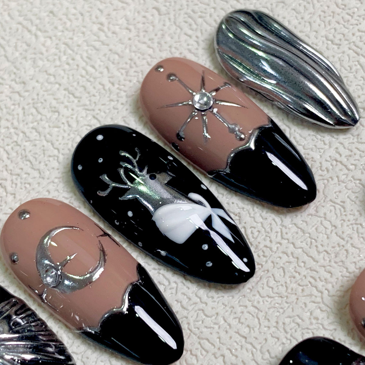 Dark Gothic Christmas Press On Nails, Silver Chrome Black Xmas Goth Nails, Reindeer Ribbons Pine Tree Holiday Winter Party Nails
