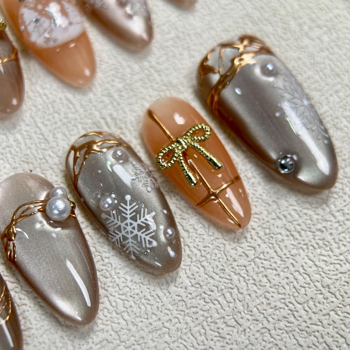 Custom Christmas Press On Nails, Cat Eye Effect Xmas Goth Nails, Holiday Winter Party Nails