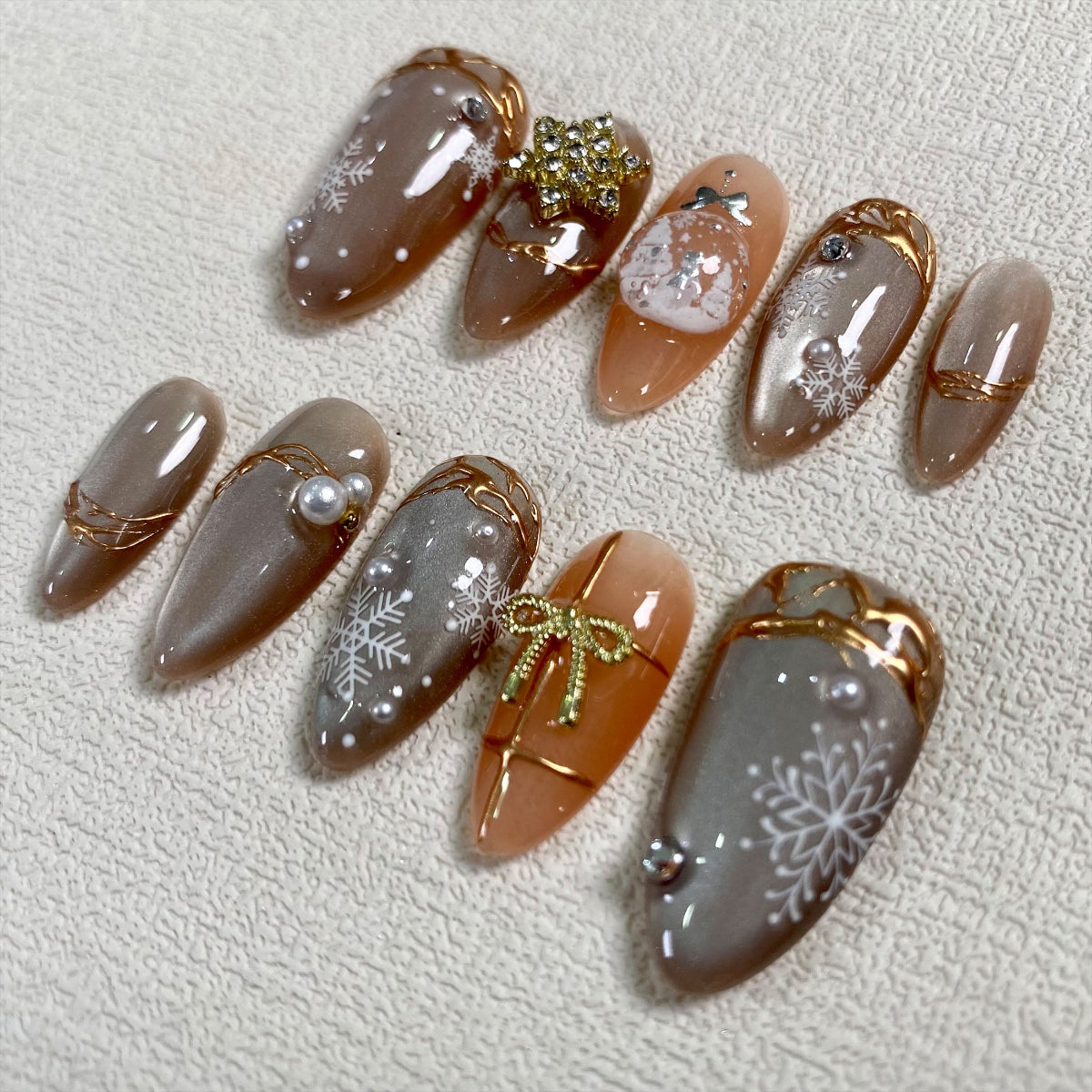 Custom Christmas Press On Nails, Cat Eye Effect Xmas Goth Nails, Holiday Winter Party Nails