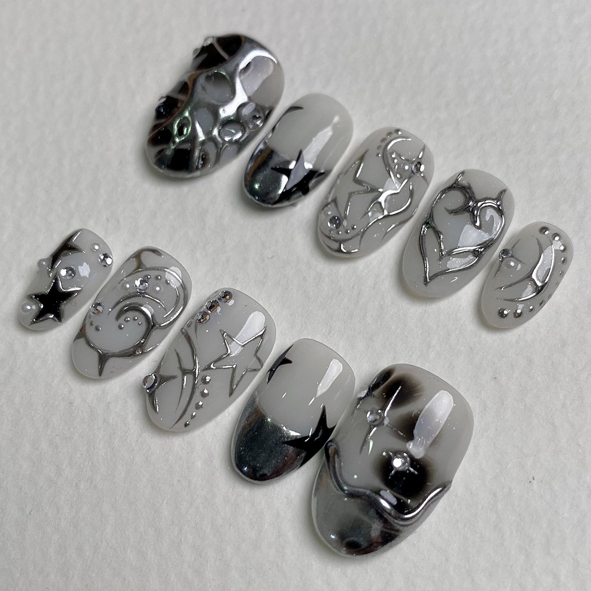 Moonhalo Silver Star Press On Nails, Cute Galaxy Fake Nails in White Chrome