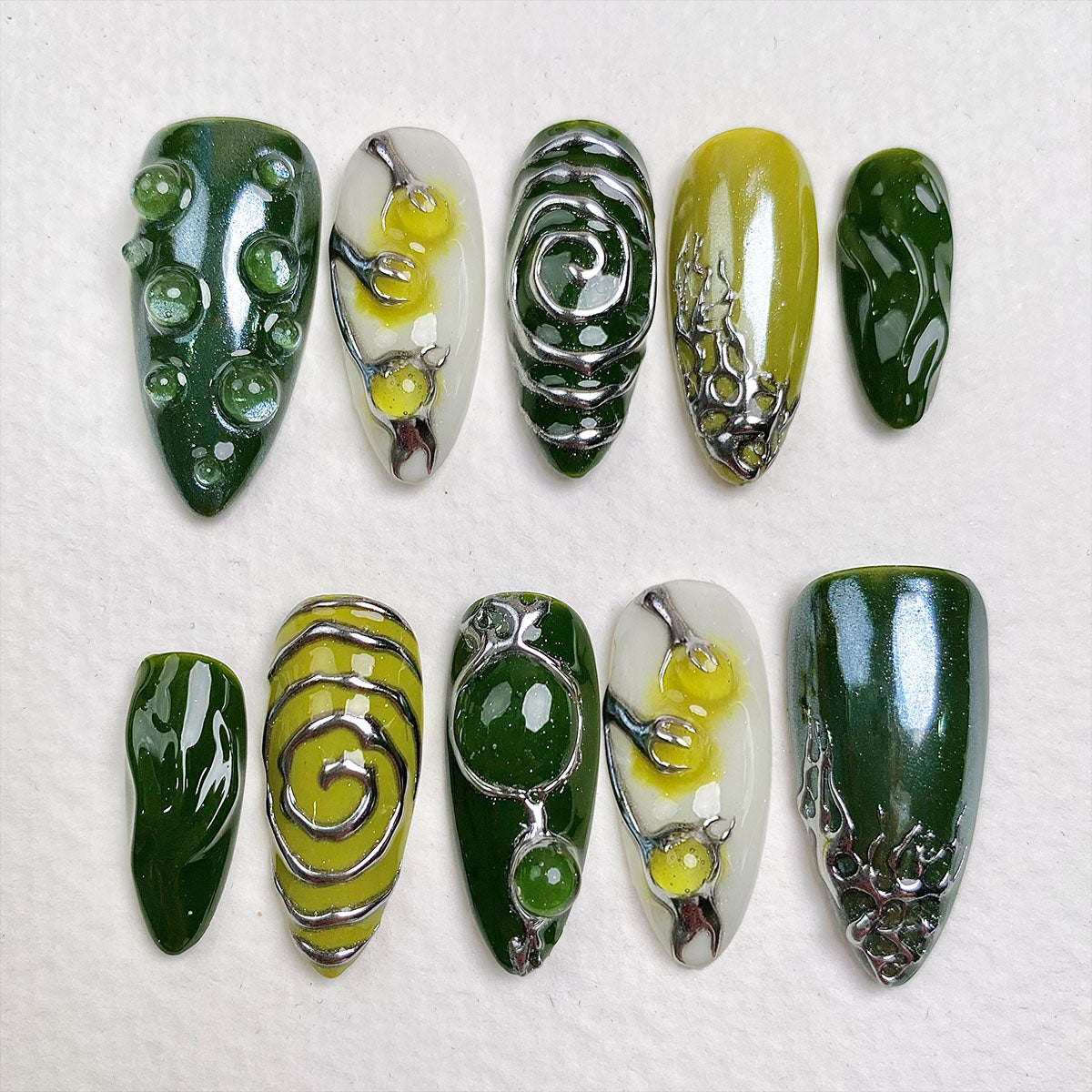Emerald Wild Forest Press-On Nails – Deep Green Organic Fake Nails