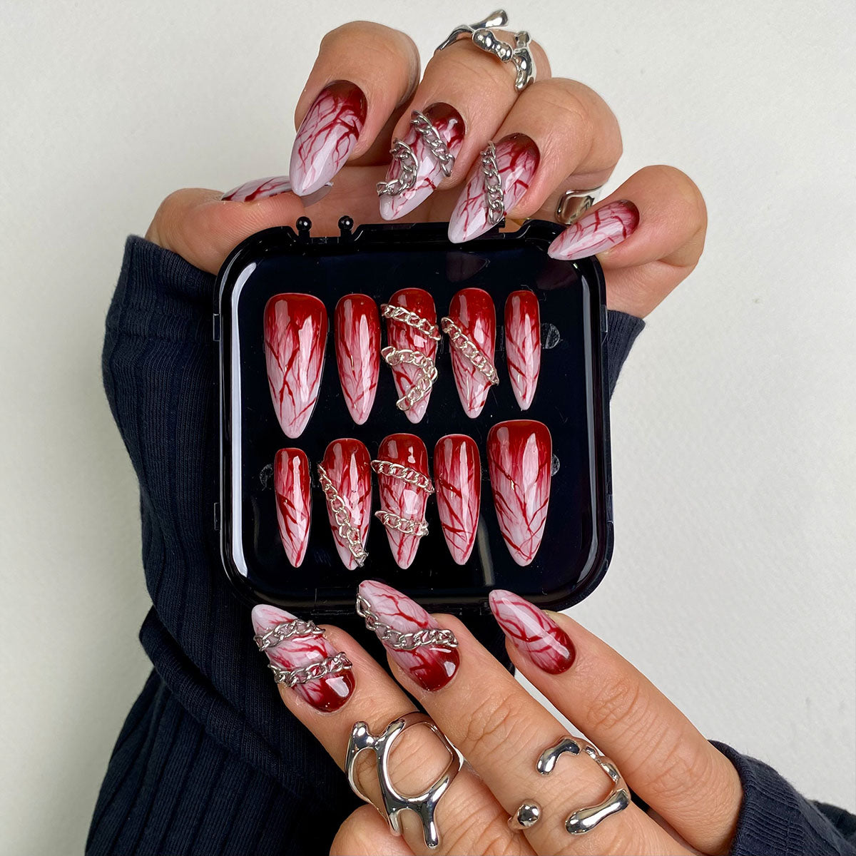 Crimson Vein Gothic Press-On Nails – Red Chain Fake Nails