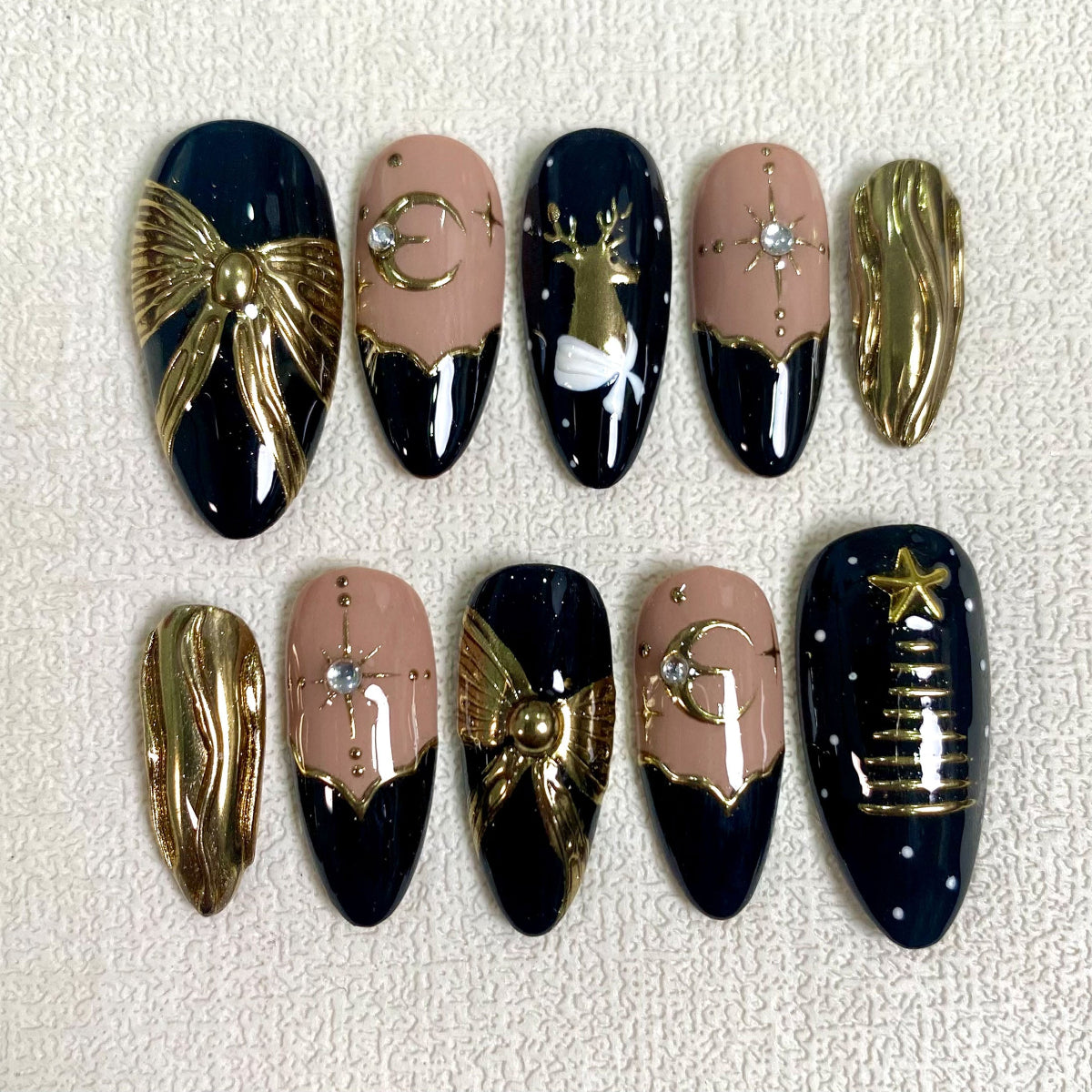 Dark Gothic Christmas Press On Nails, Gold Chrome Black Xmas Goth Nails, Reindeer Ribbons Pine Tree Holiday Winter Party Nails