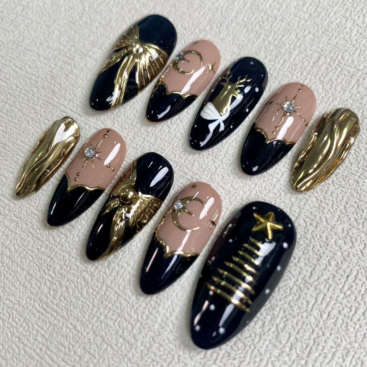 Dark Gothic Christmas Press On Nails, Gold Chrome Black Xmas Goth Nails, Reindeer Ribbons Pine Tree Holiday Winter Party Nails