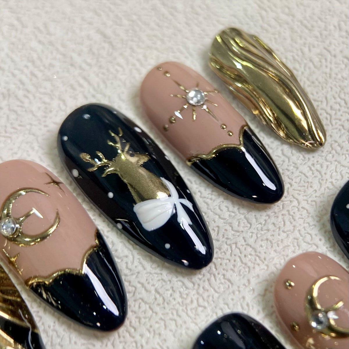 Dark Gothic Christmas Press On Nails, Gold Chrome Black Xmas Goth Nails, Reindeer Ribbons Pine Tree Holiday Winter Party Nails