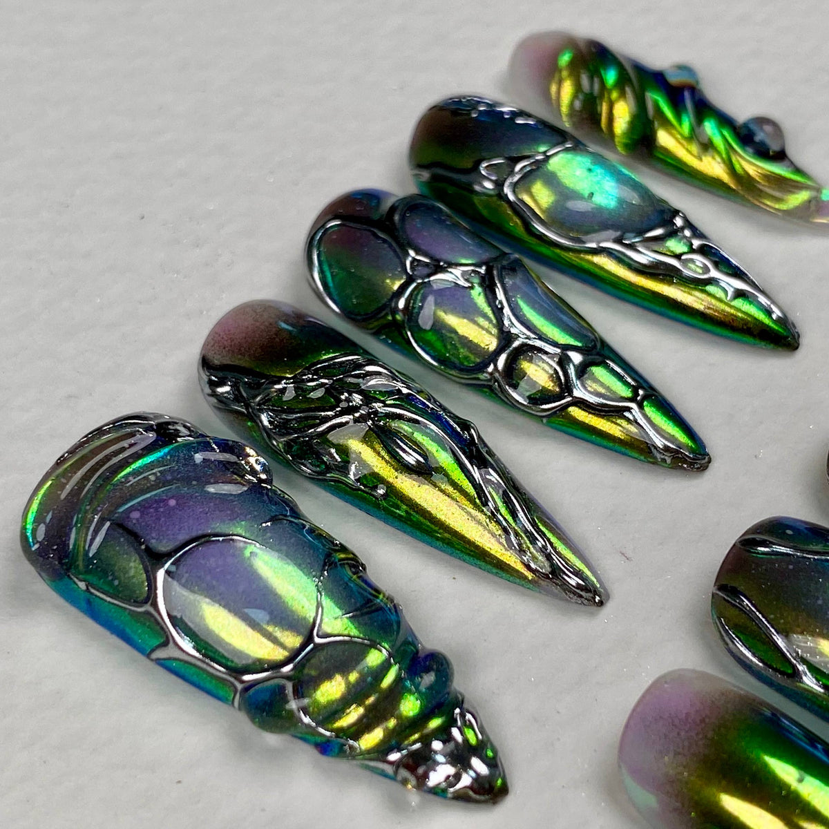 Dark Green Chrome Y2K Press-On Nails – Alien Cyber Metallic Fake Nails