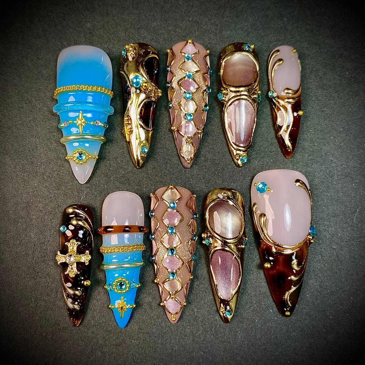 Royal Gothic Y2K Press-On Nails – Gold Chrome Blue Gem Luxury Fake Nails