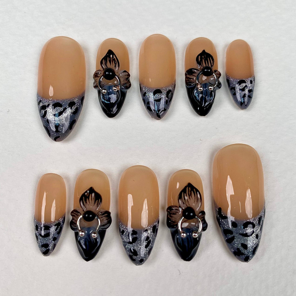 Leopard French Cat Eye Press-On Nails – Silver Black 3D Piercing Fake Nails