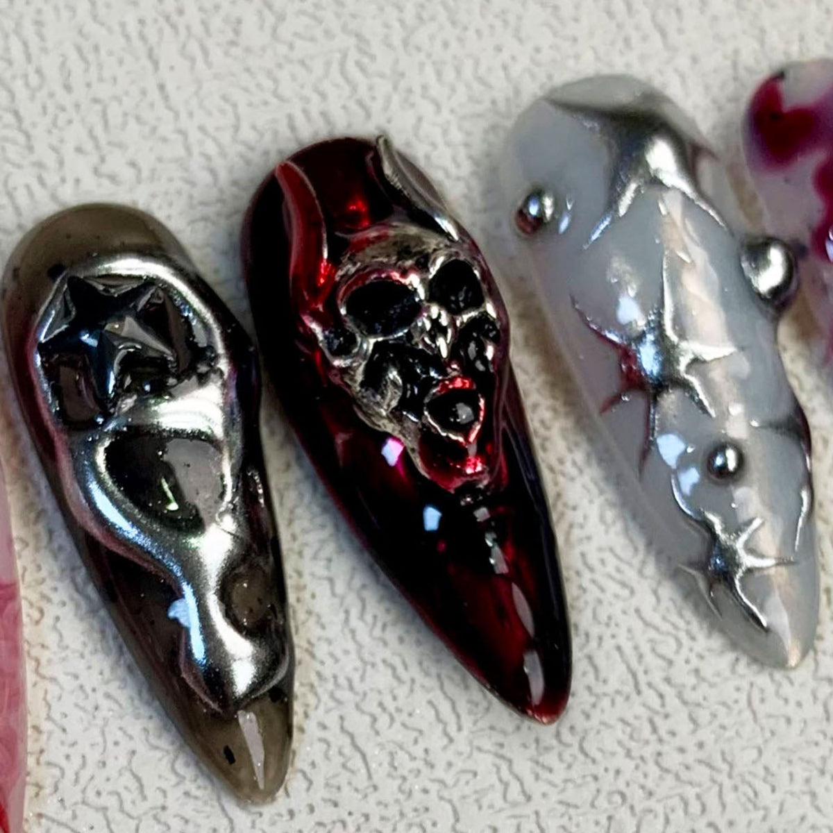 Scary Red Blood Press On Nails, Gothic Punk Rock Skull Nails, Goth Y2K Nails