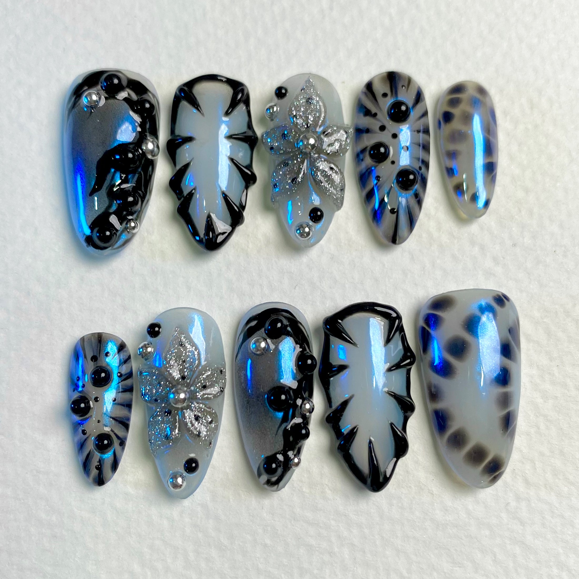 Handmade Blue Chrome Press On Nails, Black White Twinkle Flower Fake Nails | Darknailz