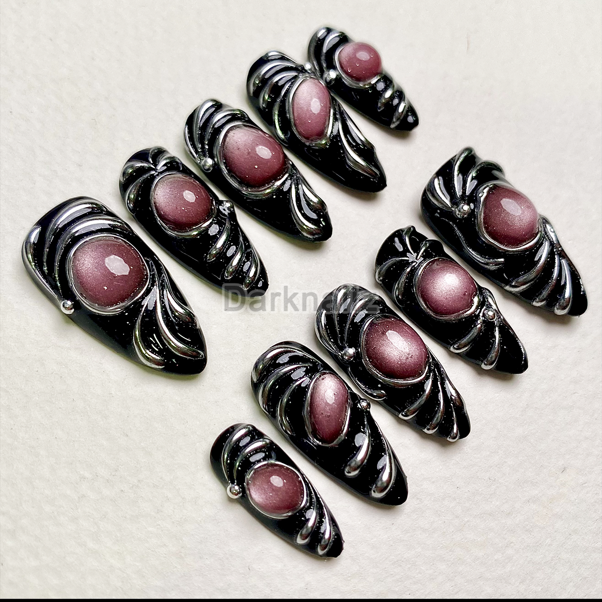 Blood Moon Gothic Cat Eye Press-On Nails – Black & Dark Red Fake Nails