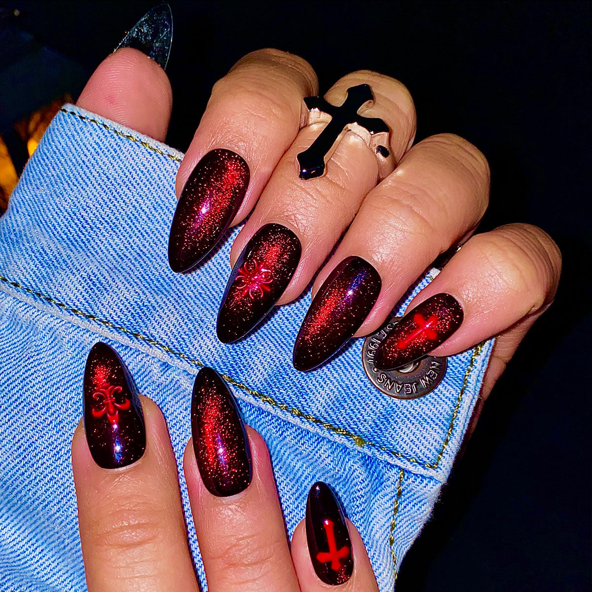 Blood Eclipse – Red Cat Eye Press-On Nails, Gothic Fake Nails with Dark Cross Details