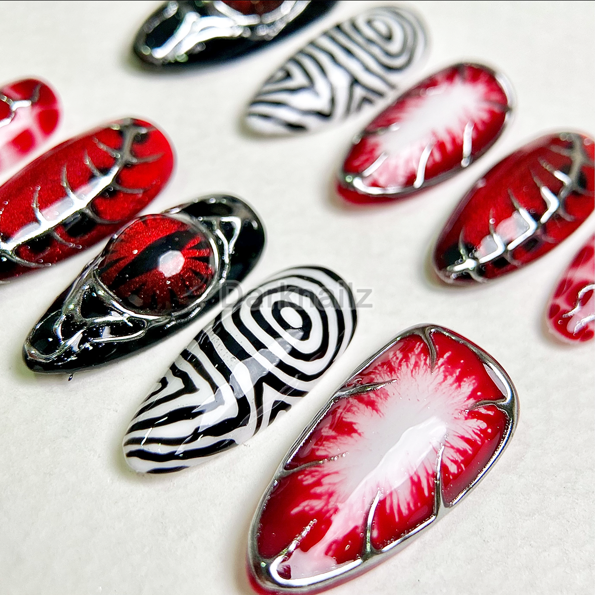 Infernal Eye Gothic Press-On Nails – Red & Black Cat Eye Fake Nails