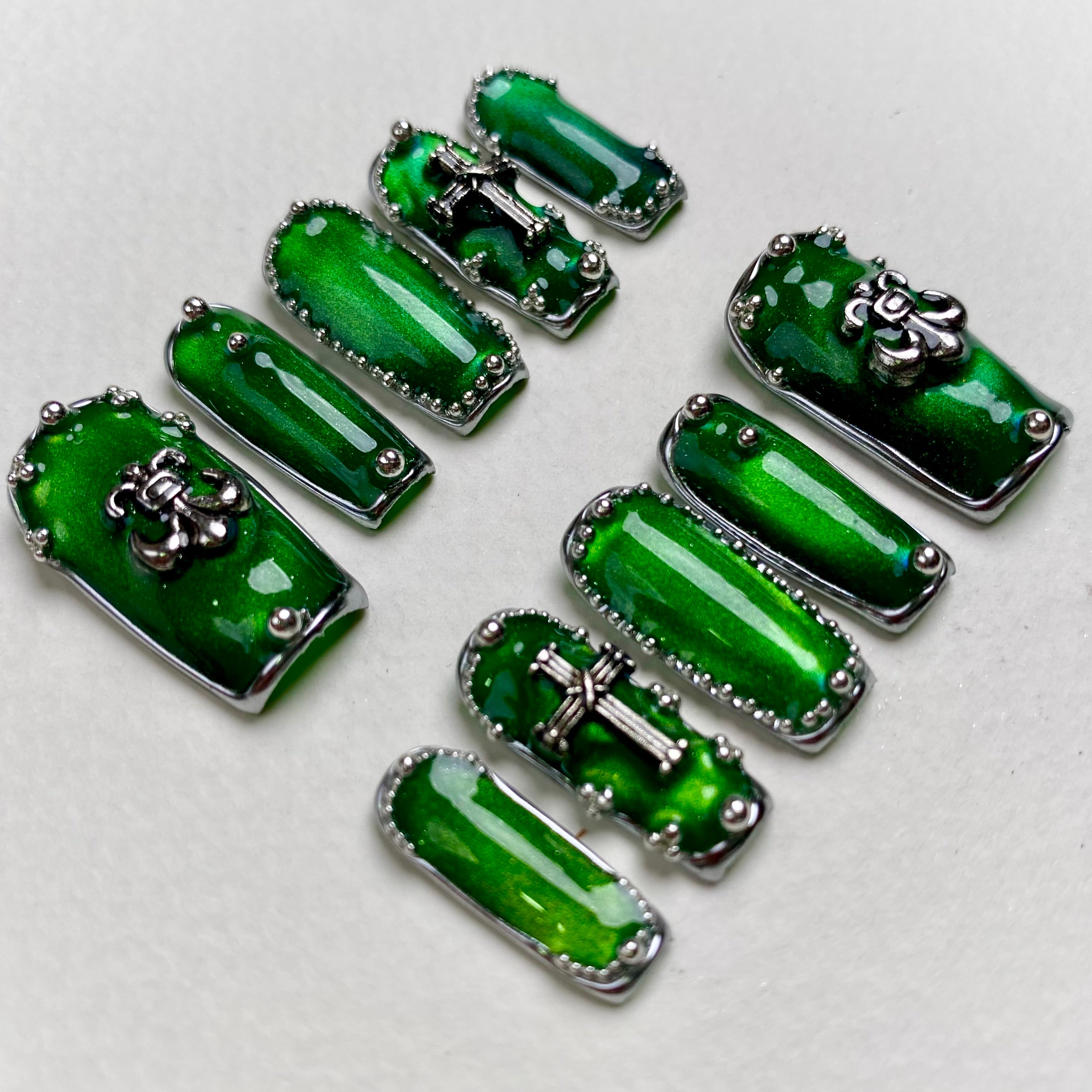 Emerald Chrome Cross Press-On Nails – Gothic Green Metallic Fake Nails