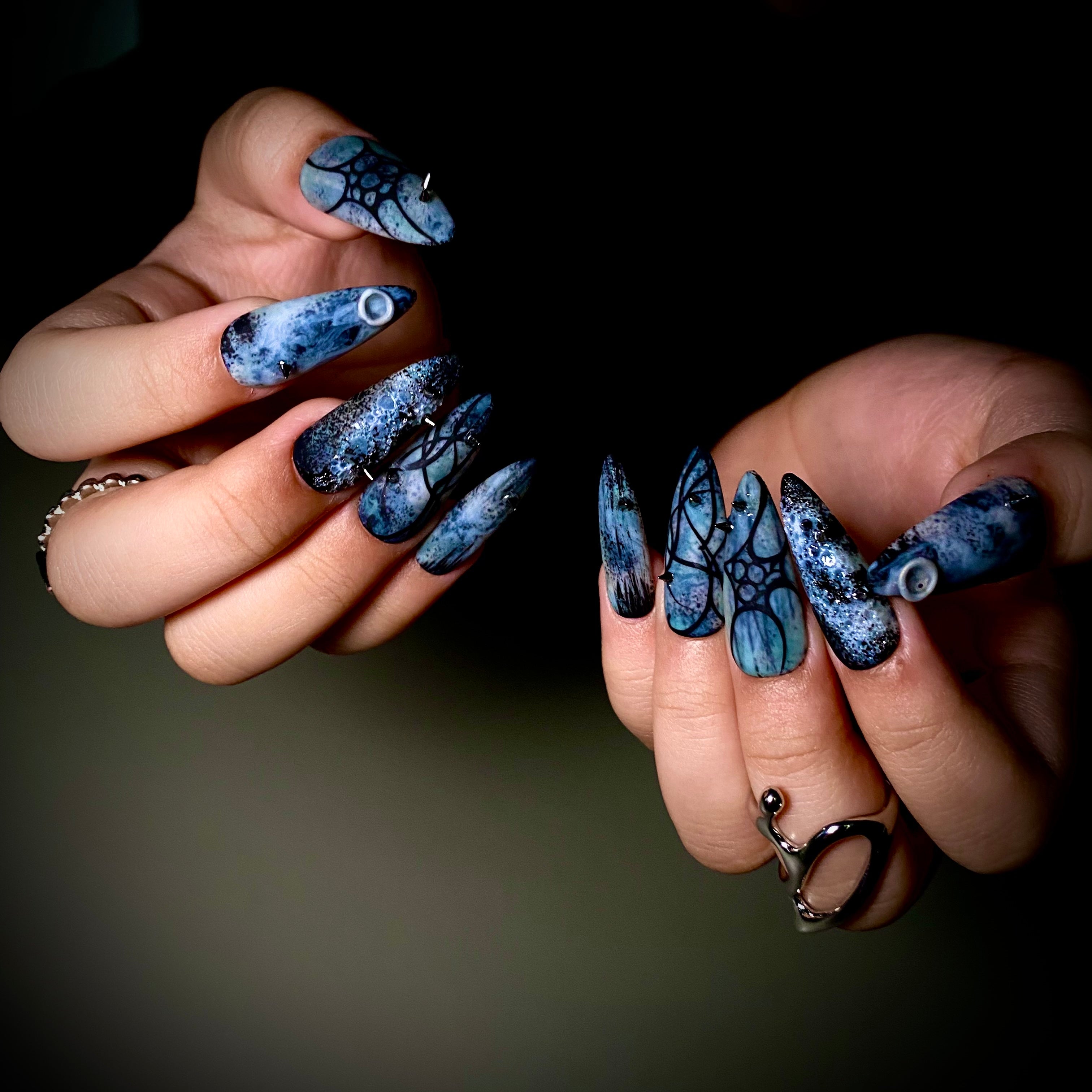 Frozen Abyss Press-On Nails – Icy Gothic Fake Nails