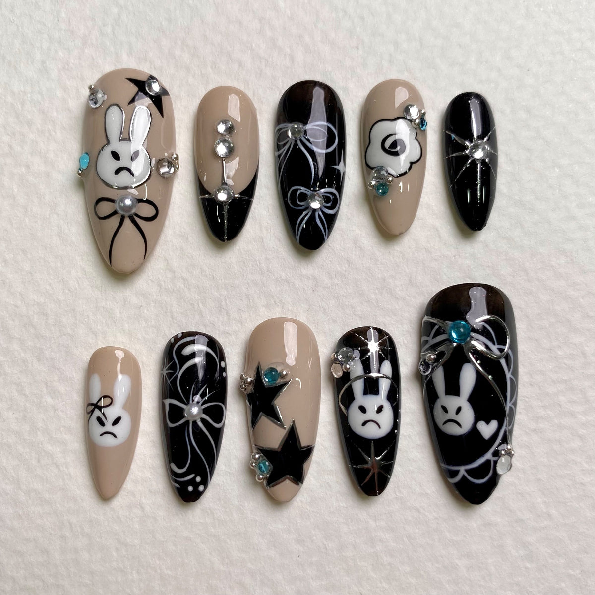 Beige Black Bunny Press-On Nails, Gothic Cute Fake Nails with Stars and Bows