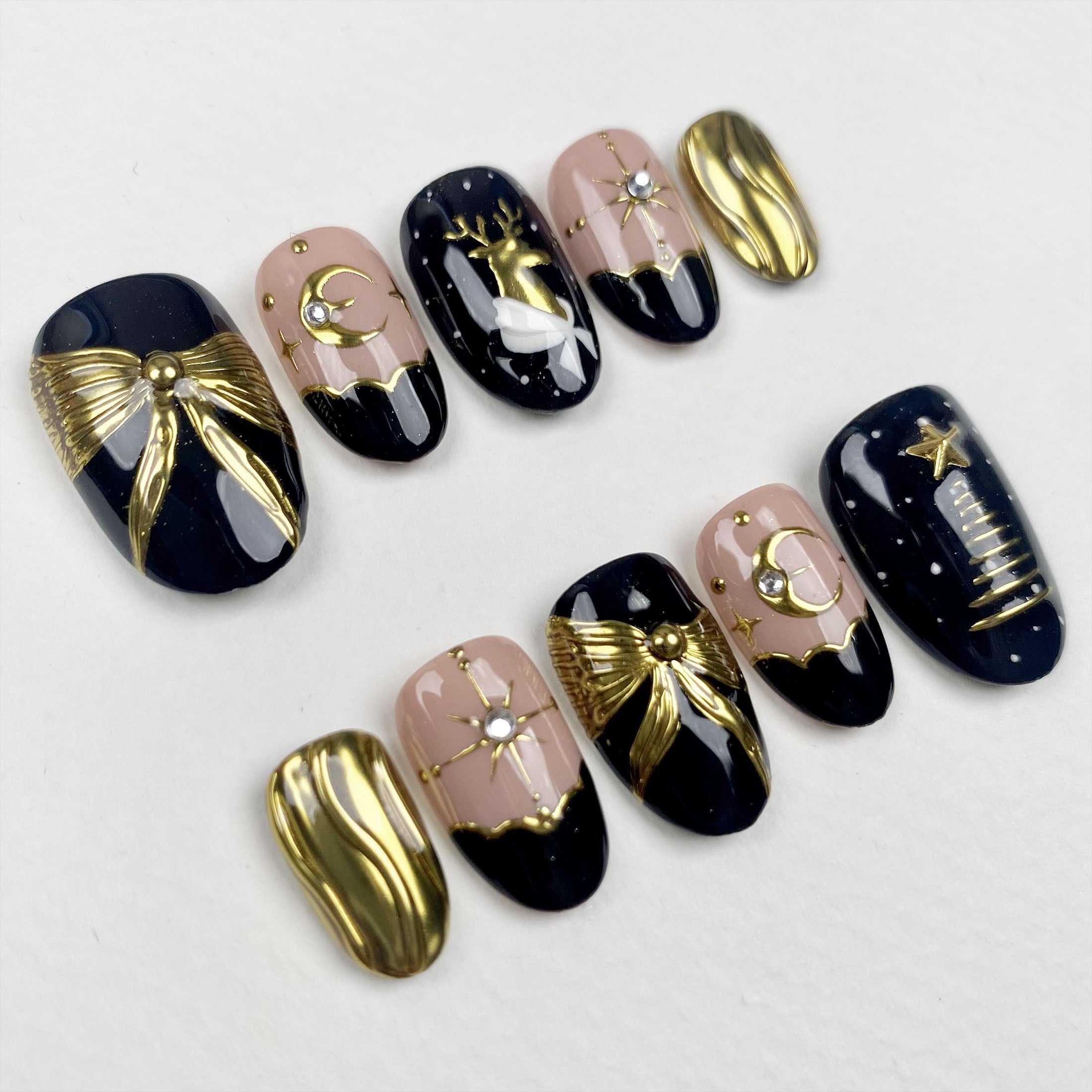 Dark Gothic Christmas Press On Nails, Gold Chrome Black Xmas Goth Nails, Reindeer Ribbons Pine Tree Holiday Winter Party Nails