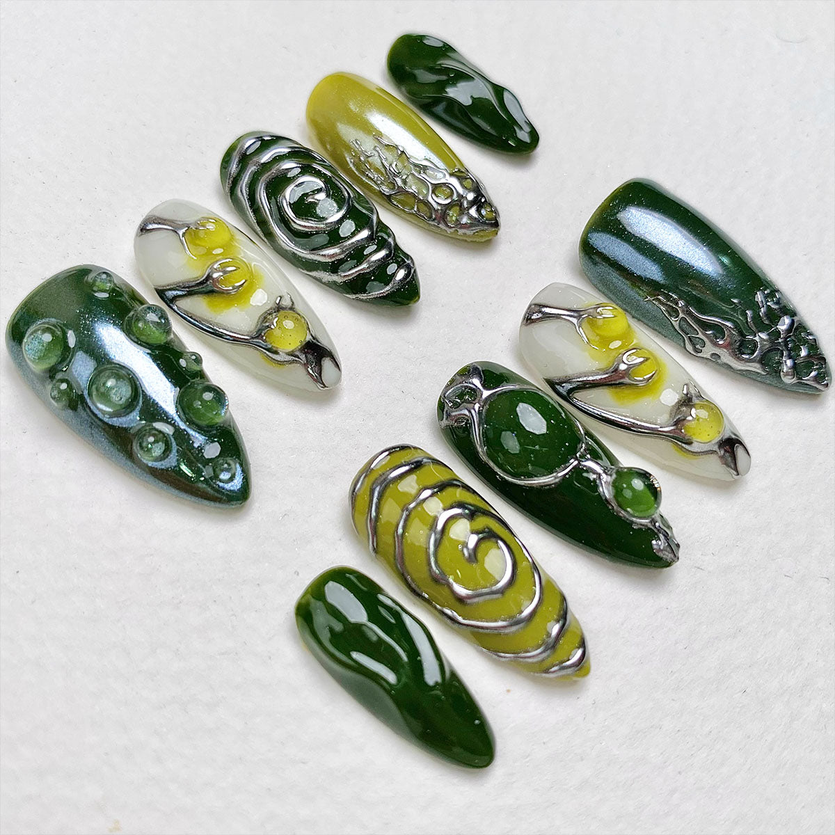 Emerald Wild Forest Press-On Nails – Deep Green Organic Fake Nails