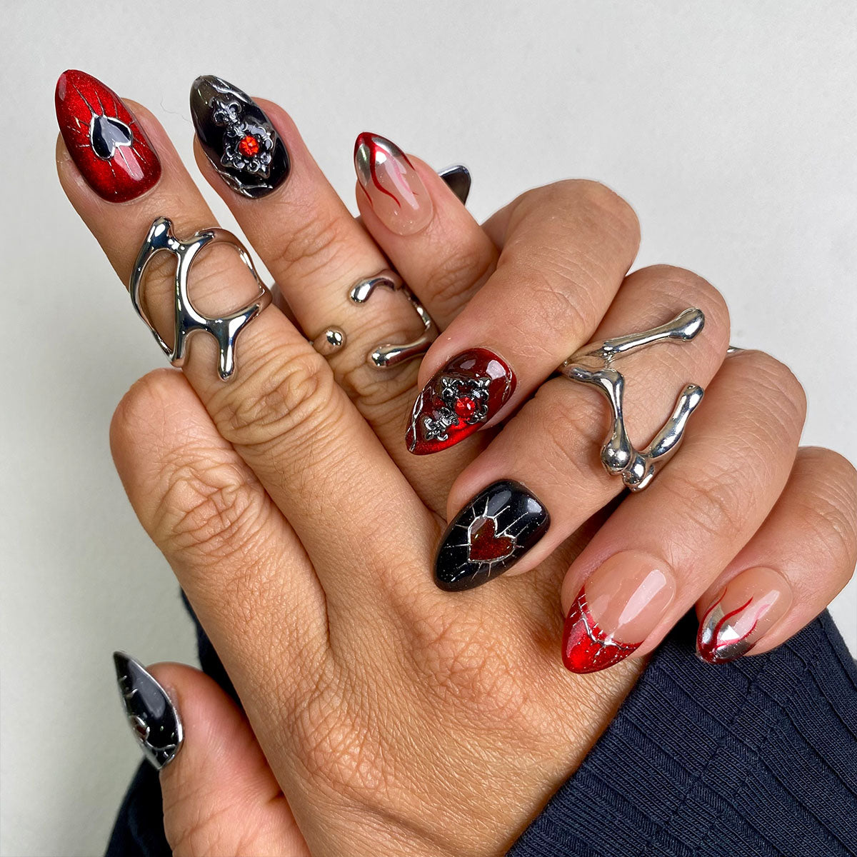 Crimson Thorn Heart Press-On Nails – Red Roses & Black Gothic Fake Nails