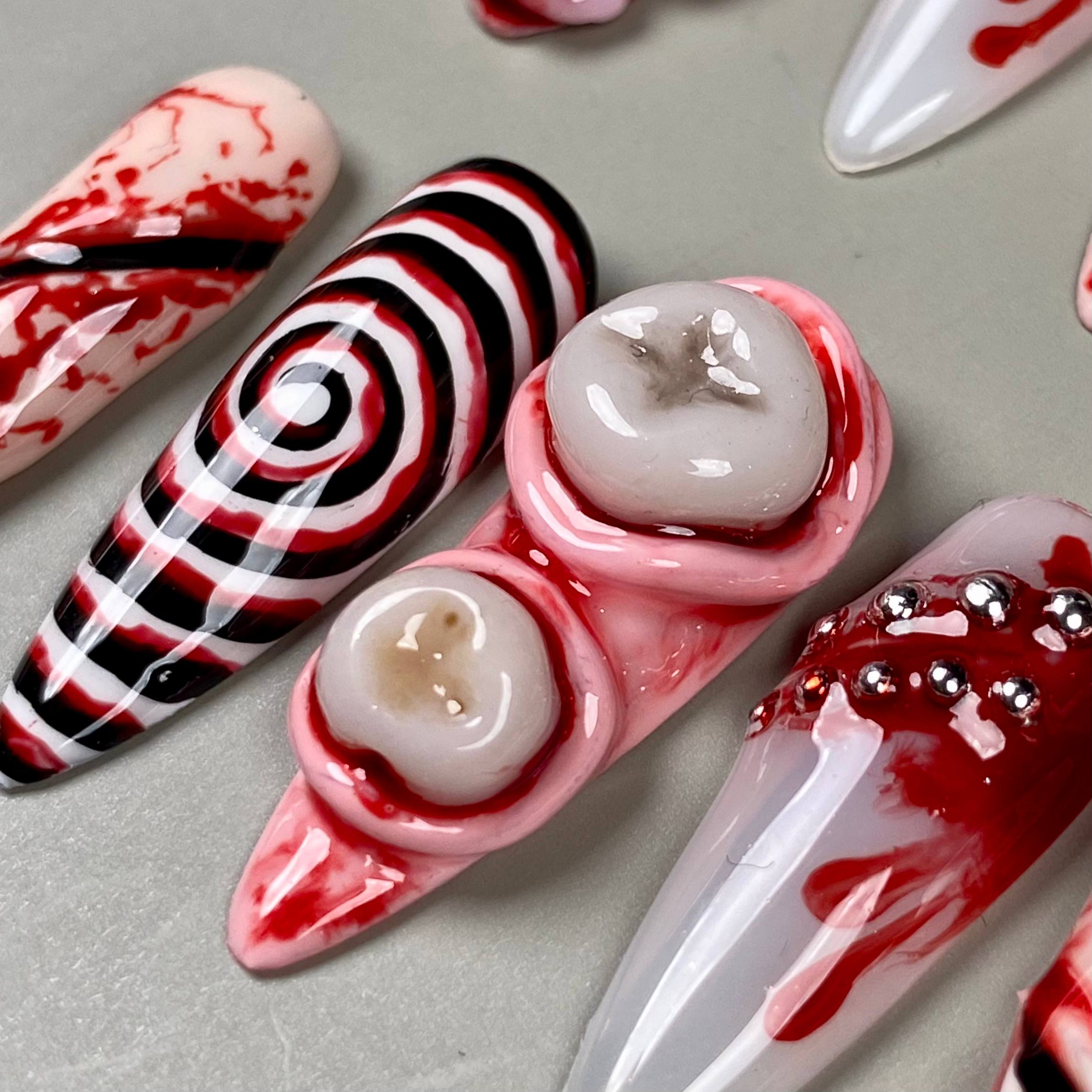 Horror Halloween Press-On Nails – Bloody Teeth Brain Gore Fake Nails