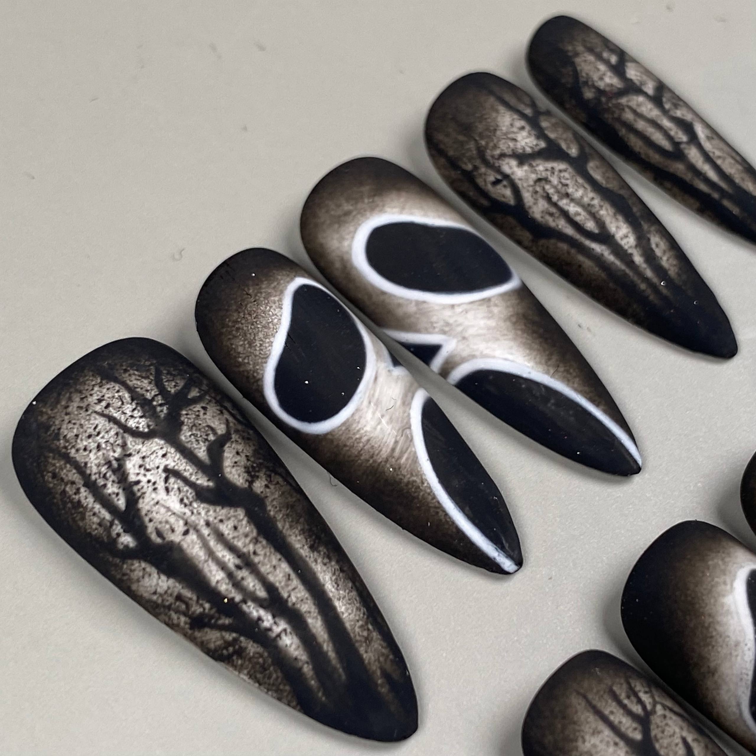 Ghost Face Halloween Press-On Nails – Dark Forest Horror Fake Nails