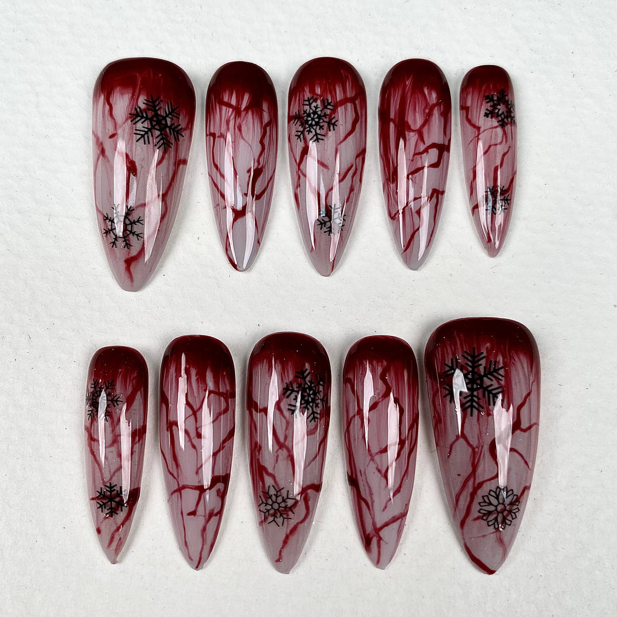 Bloody Snowflake Christmas Press-On Nails – Dark Red Blood Vein Gothic Winter Fake Nails